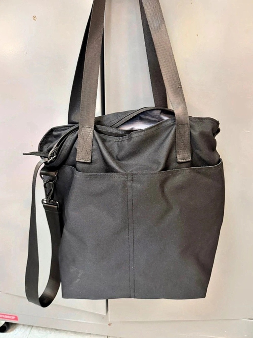 simple modern Harper Tote